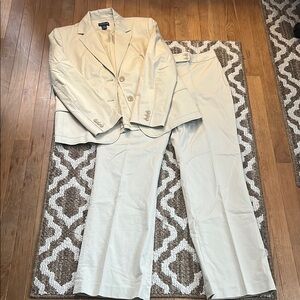 Ann Taylor Beige Blazer & Suit Set